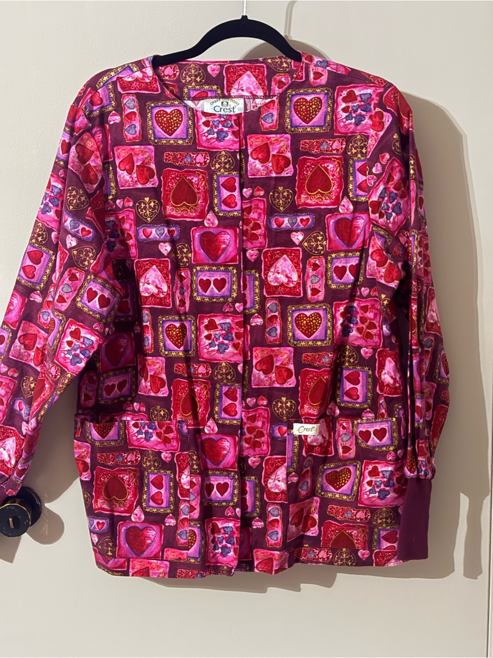 Crest Pink & Red Heart Patch Scrub Jacket XS